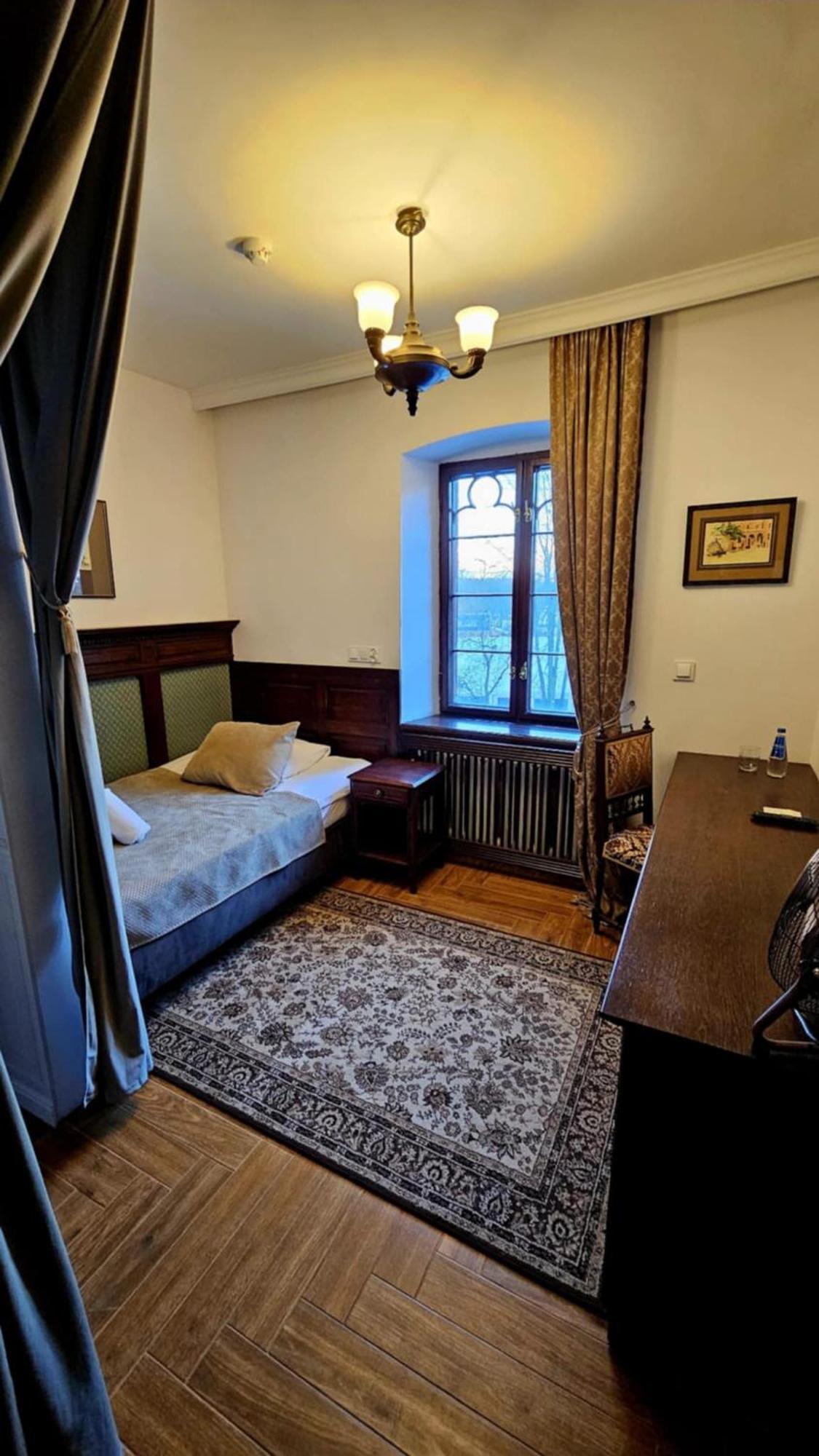 Bed and Breakfast Zamek Жуцево Экстерьер фото